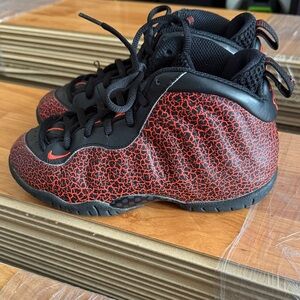 Kids Nike Foam Posites Sneakers